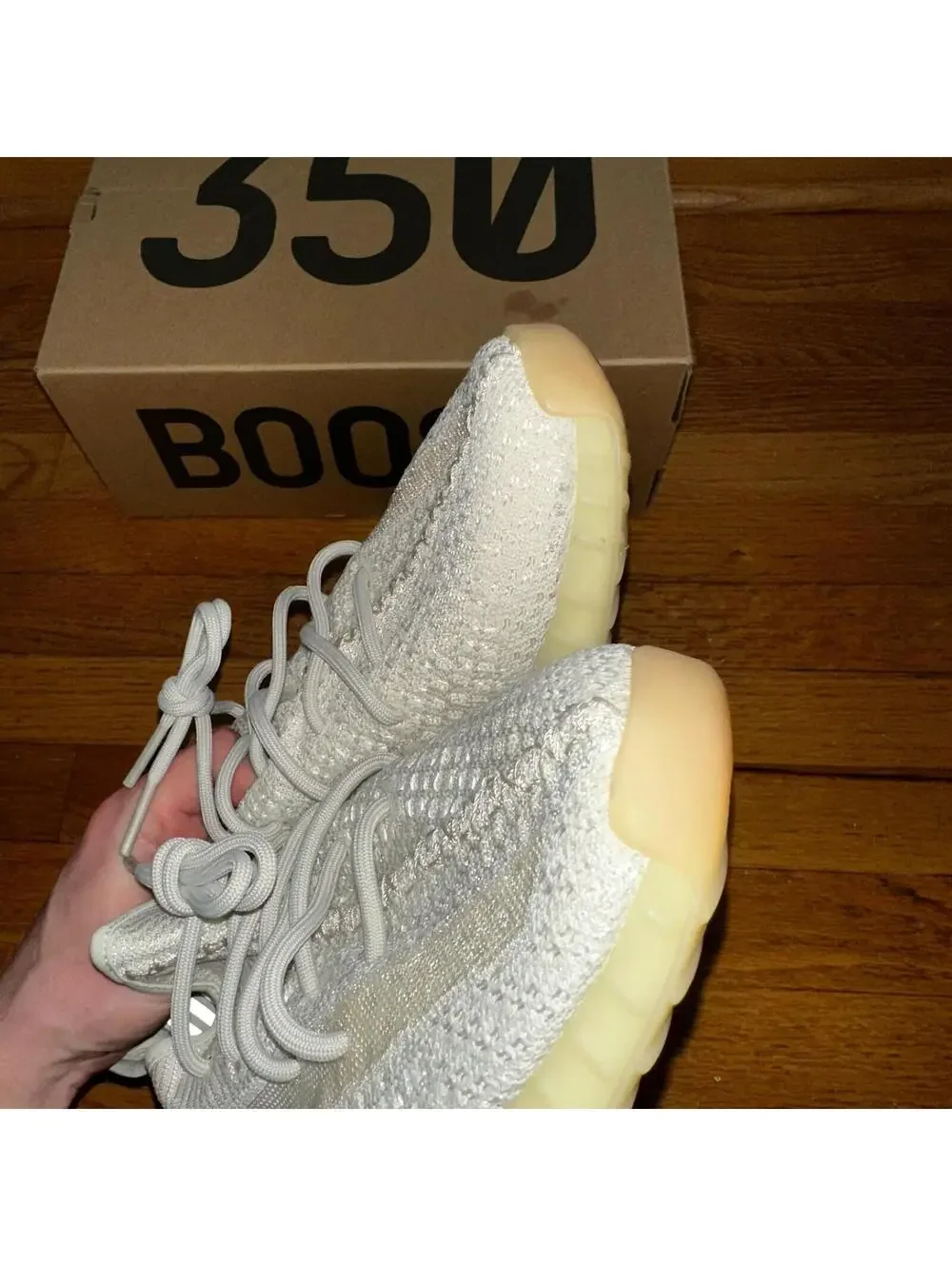 Adidas Yeezy Boost 350 V2 Low Light Size 11 With Box Lightly Worn White